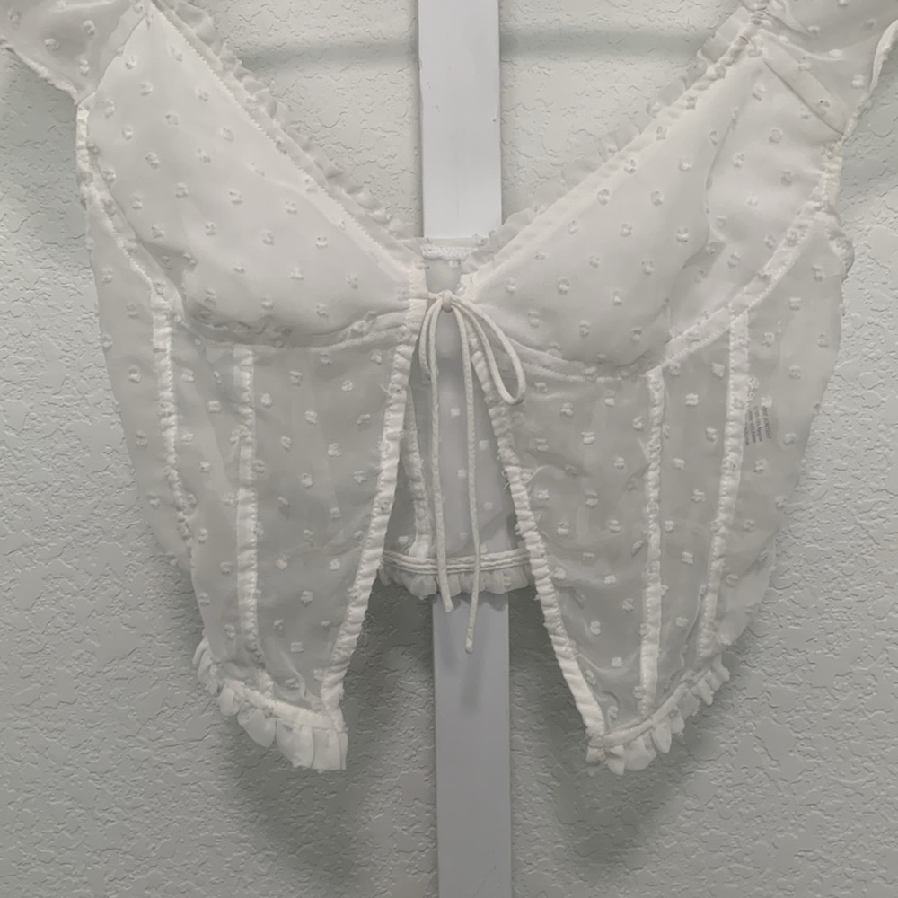 Princess Polly Vaccaro White Swiss Dot Tie Front Cropped Top - Picture 7 of 12
